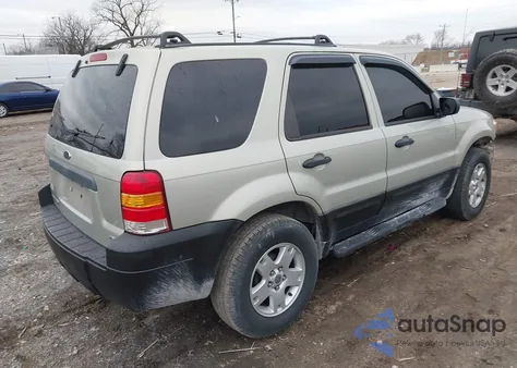 2005 Ford Escape Xlt из США, поврежденный, VIN 1FMCU03175KC43334